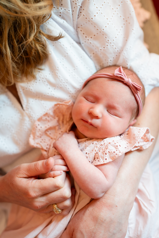 Sweet newborn details of baby Nora at home