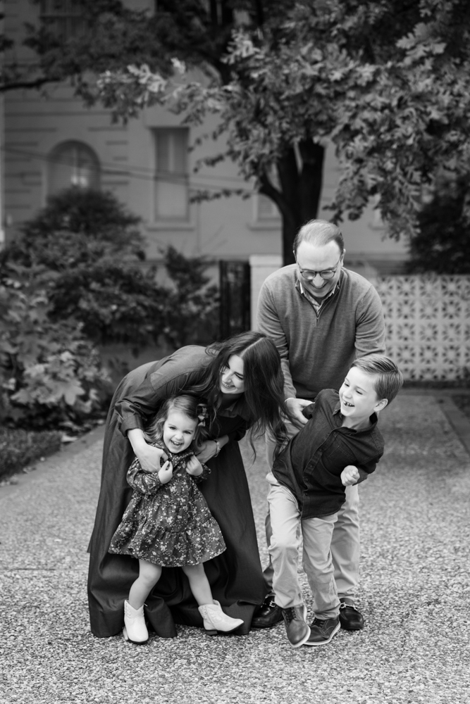 A quick, joyful fall family mini session in Fort Worth