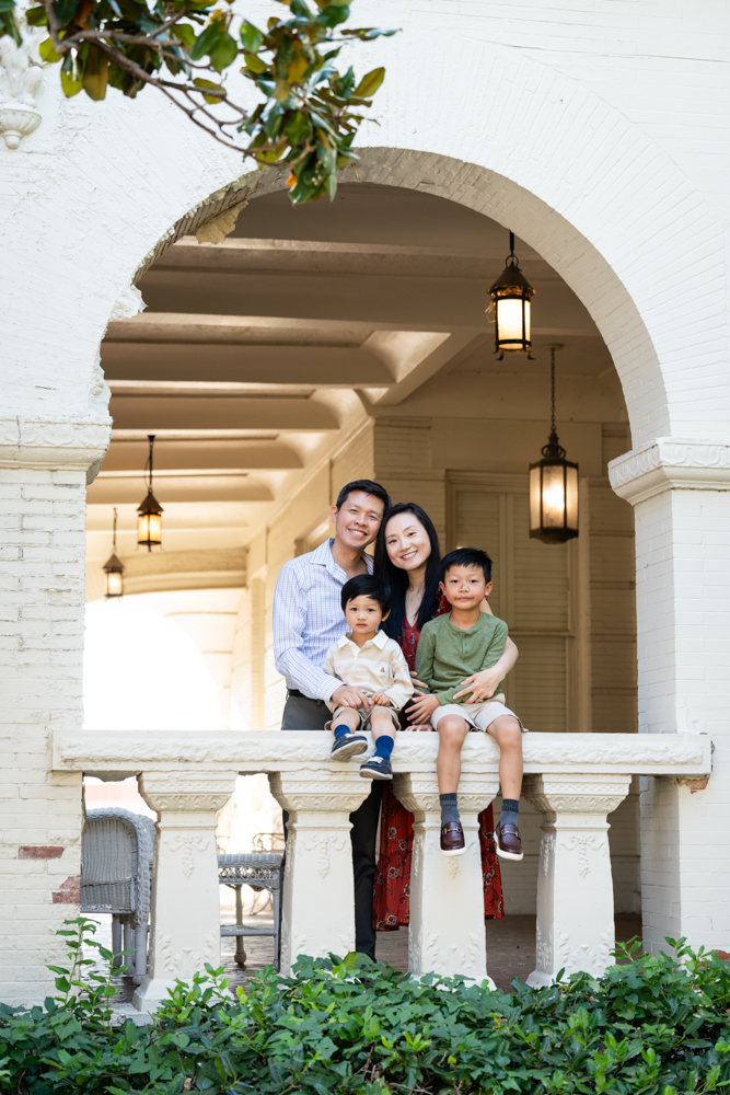 Outdoor fall family portraits at the Woman's Club of Fort Worth